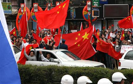 近年では、例えば、平成２０年（2008年）に北京五輪の聖火リレーを長野市で行った際に支那人留学生が集団暴動を起こした。