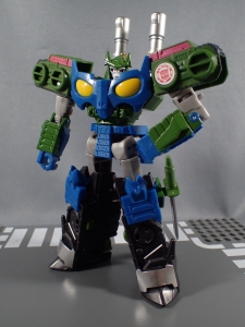 Transformers Robot in Disguise Combiner Force Warrior Class Blast Wave (19)
