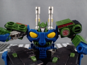 Transformers Robot in Disguise Combiner Force Warrior Class Blast Wave (21)