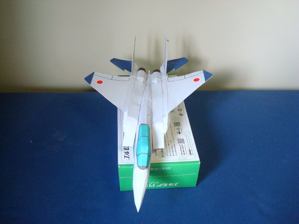 F-15_Eagle_ver2_top.jpg