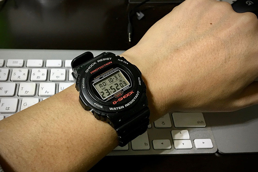 １着でも送料無料】 G-SHOCK DW-5700 スティングモデル 腕時計(デジタル)