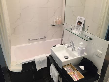 royalpark_haneda_hotel_bathroom.jpg