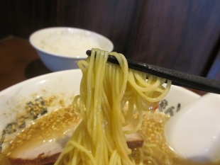 ｷﾝｼｬｲﾀﾌﾞｷﾝ　麺